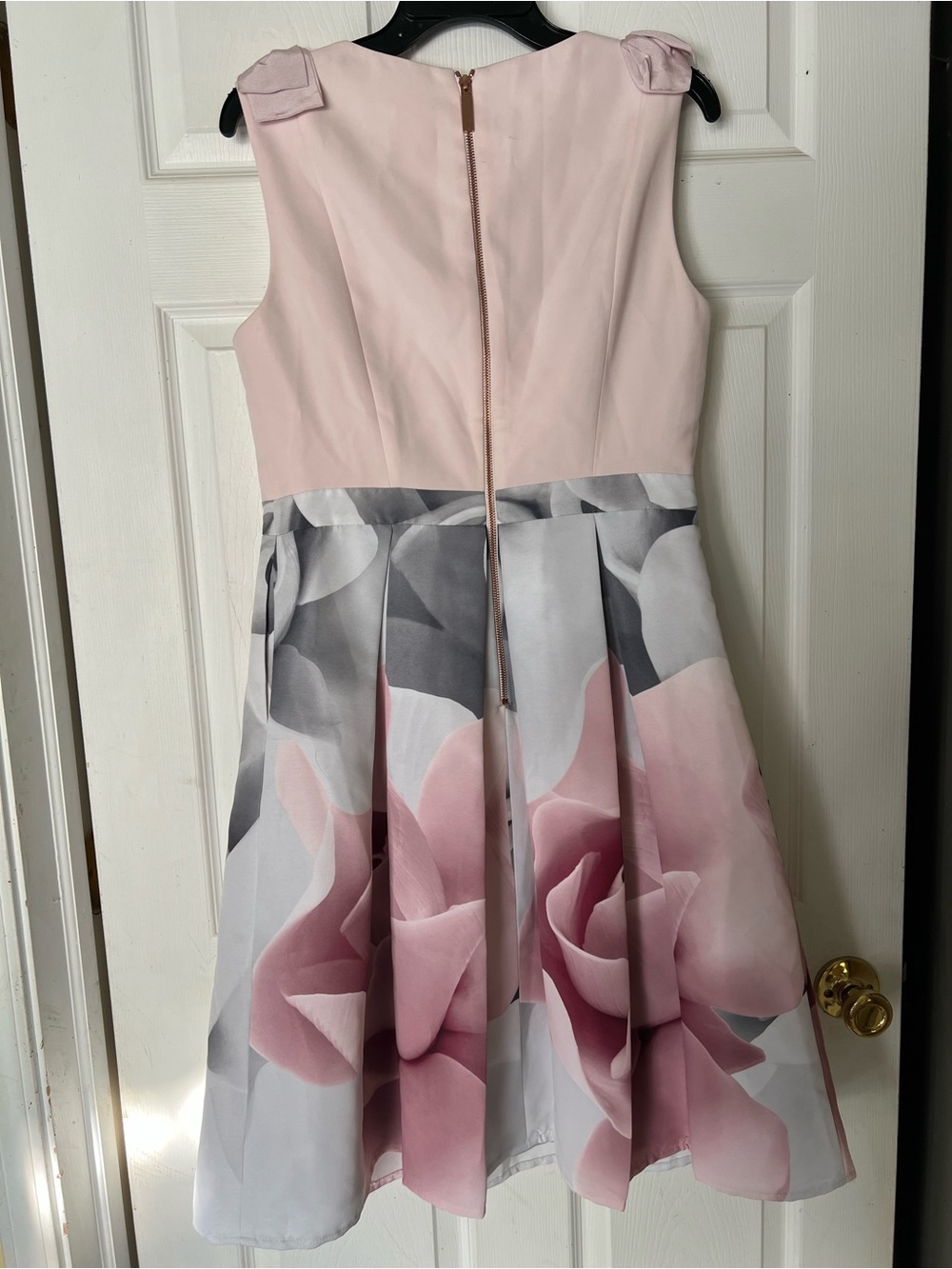 Ted Baker London Blush Pink and Gray Floral Midi Fit-and-Flare Dress 4 - Picture 5 of 6